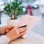 Illustration showing step-by-step process of reviewing a journal article for academic and clinical research